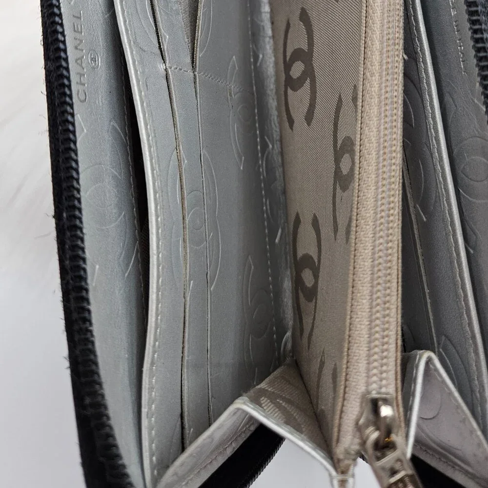 Chanel  Black Quilted Leather Cambon Ligne Zippy Organizer Wallet - Picture 15 of 17